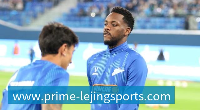 乐竞体育ESPN记者:湖人队内部人士暗示詹姆斯父子可能一起转投新球队